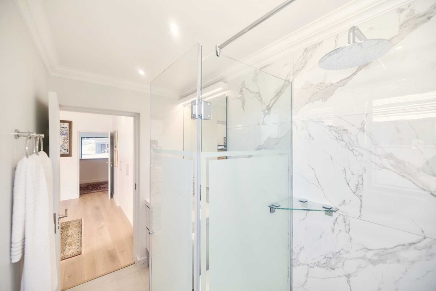 6 Bedroom Property for Sale in Hermanus Heights Western Cape